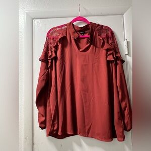 Torrid flowy top. Perfect for the fall